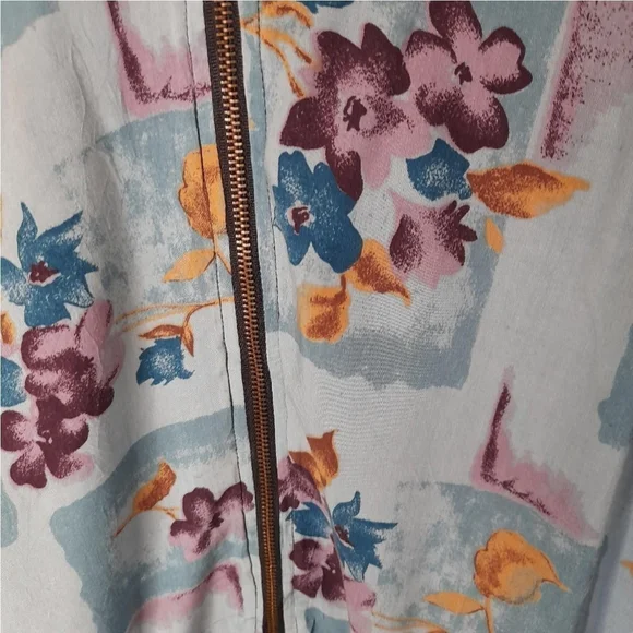 Vintage Urban Renewal Reworked Windbreaker Shell Jacket - Picture 4 of 4